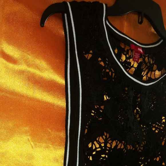 ❤ Bongo Lace Crop Top - Picture 3 of 4